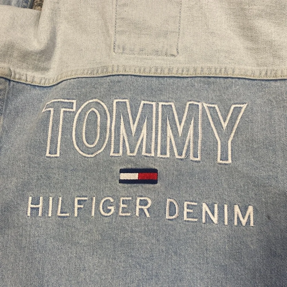 Tommy Hilfiger denim, trucker jacket, size medium - Picture 8 of 11